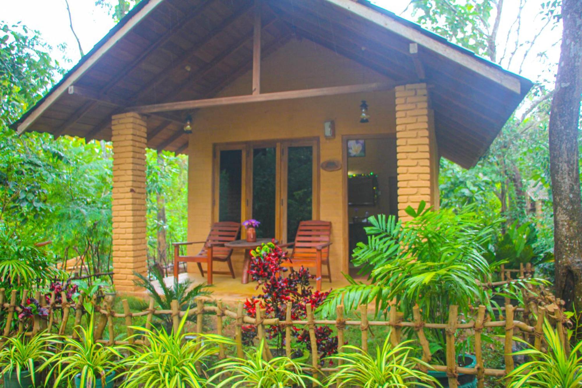 Lotus Eco Villa Sigiriya Exterior photo